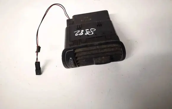 Audi A3 S3 8L Dash center air vent grill 8l0820901c