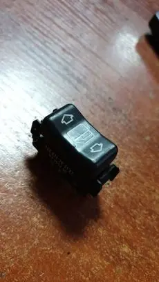 Mercedes-Benz C W202 Electric window control switch 1408212851