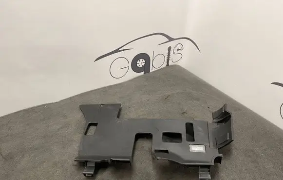 Foot area side trim