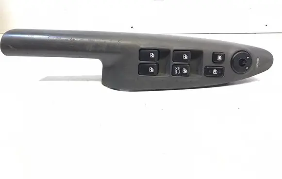 Hyundai Tucson JM Front door interior handle trim 935702E930