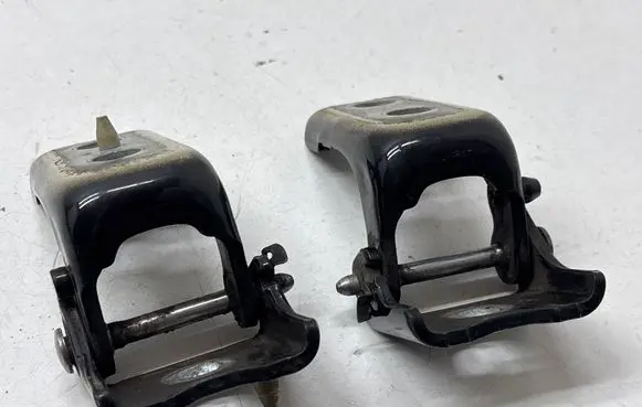 Front door hinge set