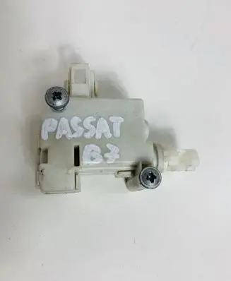 Fuel tank cap lock motor