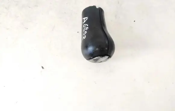 Toyota Corolla E120 E130 Gear lever shifter trim leather/knob