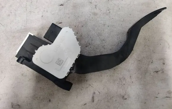 Fiat Ducato Accelerator throttle pedal 013841620800
