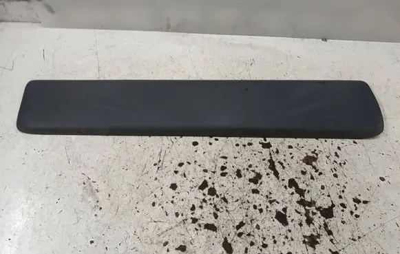 Renault Trafic II (X83) Front door trim (molding) 8200036088