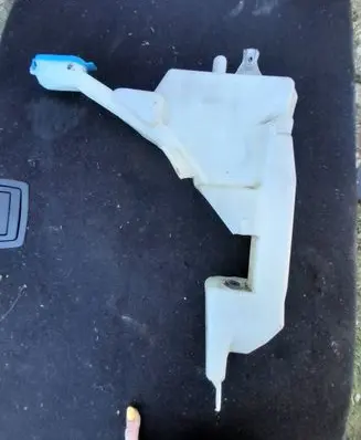 Mini One - Cooper R50 - 53 Windshield washer fluid reservoir/tank 