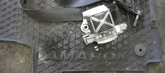 Volkswagen Amarok Front seatbelt 2H0857806C