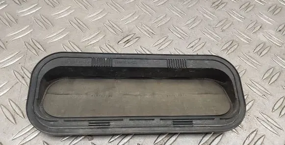 Toyota RAV 4 (XA40) Quarter panel pressure vent 6294012180