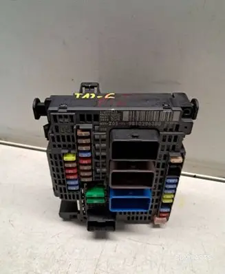 Peugeot 308 Fuse box set 9810296380 60995618 BSMZ0501