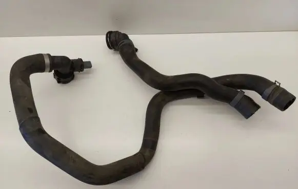 Volkswagen Golf VII Engine coolant pipe/hose 5Q0121049AC 5Q0122291BQ