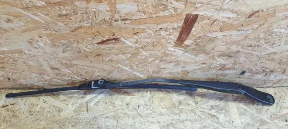 Volvo S80 Windshield/front glass wiper blade 30796035