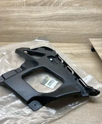 Renault Megane I Rear bumper mounting bracket 8200146045