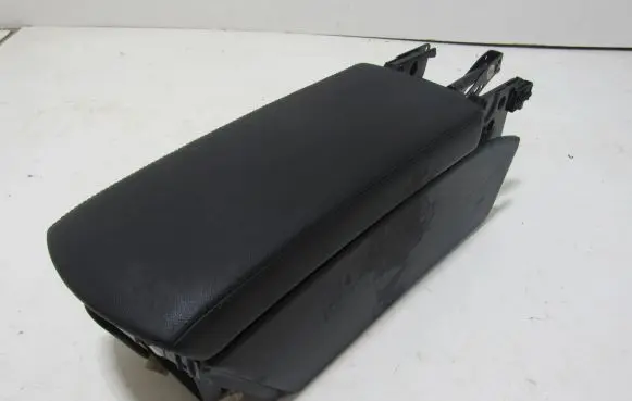 Mercedes-Benz SL R230 Armrest A2306800150