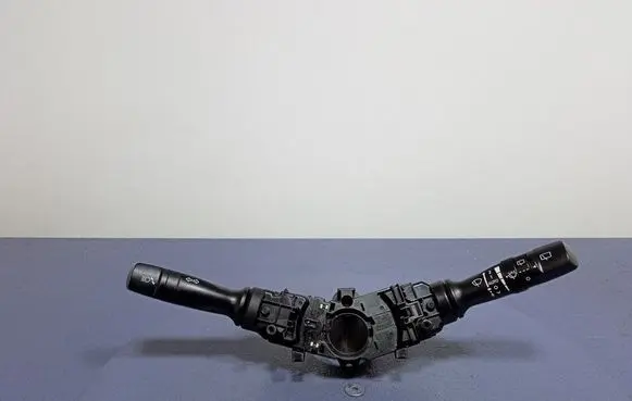 Hyundai i40 Other switches/knobs/shifts 3753MA2211