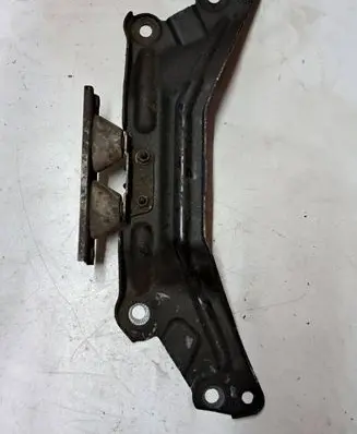 Audi A6 S6 C6 4F Muffler mount bracket/holder 4F0253099