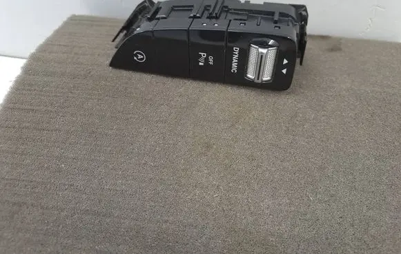 Mercedes-Benz GLC X253 C253 Head unit multimedia control A2059056507 13646292 SW140902