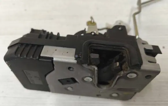 Renault Trafic III (X82) Loading door lock 905034098R 93867688 40817211