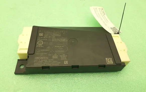 Mercedes-Benz CLA C118 X118 Keyless (KESSY) go control unit/module A1679009523