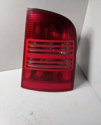 Skoda Octavia Mk1 (1U) Rear/tail lights 1U9945112 1U9945096