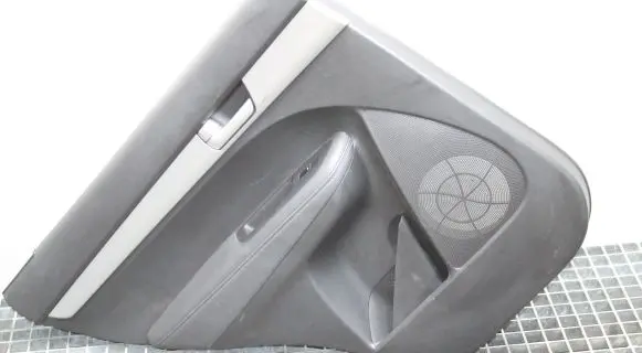 KIA Sorento Rear door card panel trim