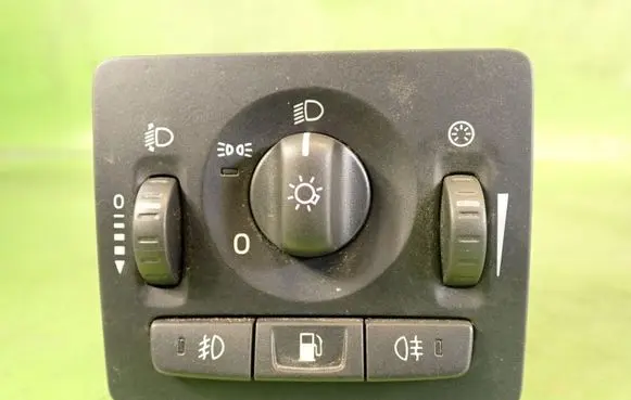 Volvo C30 Light switch 30739300