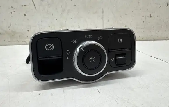 Mercedes-Benz GLB x247 Light switch A2479052902