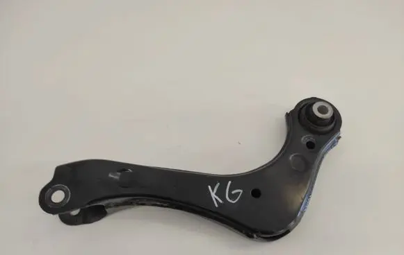 Toyota RAV 4 (XA50) Rear upper control arm/wishbone