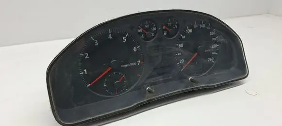 Speedometer (instrument cluster)