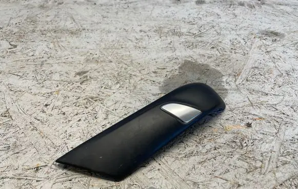 Renault Megane IV Front door interior handle trim 809547691R 809547222R