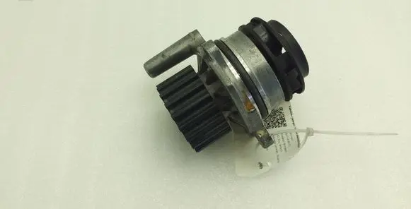 Volkswagen Polo V 6R Water pump 03L121019 03L121031A