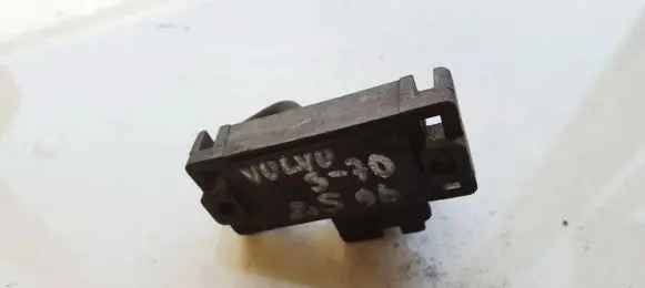 Volvo S70 V70 V70 XC Air pressure sensor 8766248