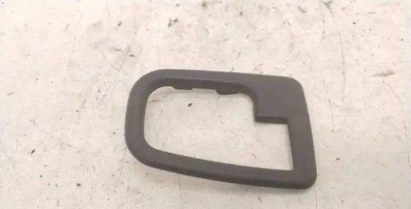 BMW 3 E36 Front door handle cover 51228219024
