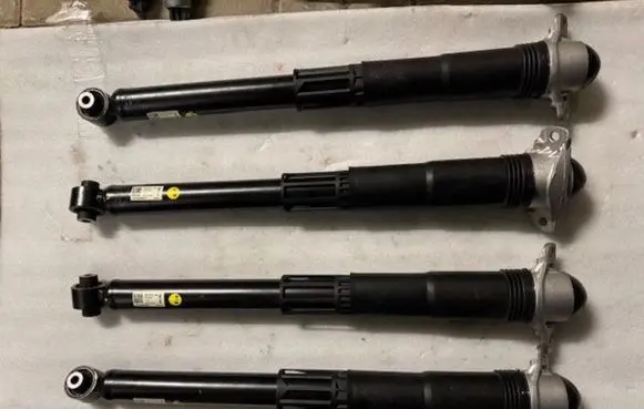 Volkswagen PASSAT B9 Front shock absorber/damper