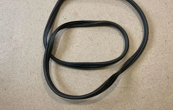 Hyundai Ioniq 5 Front door rubber seal 
