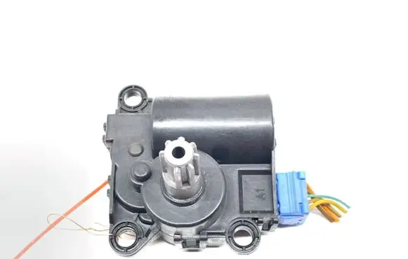 Hyundai Santa Fe Air flap motor/actuator D332-JY9AA05