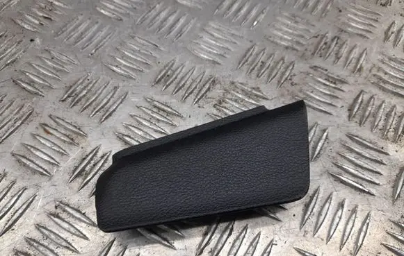 Ford Mustang VI Panel trim FR3B63044F46A