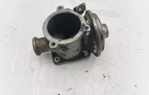 BMW 5 E60 E61 EGR valve 7791480
