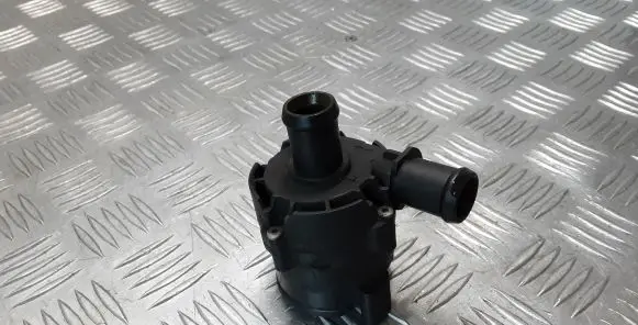 Volkswagen PASSAT B8 Electric auxiliary coolant/water pump 5G0965567 0392023209