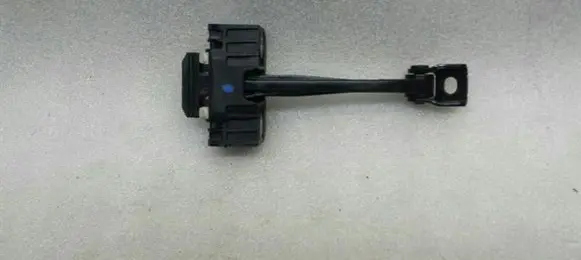 BMW 1 F20 F21 Front door check strap stopper 7311337