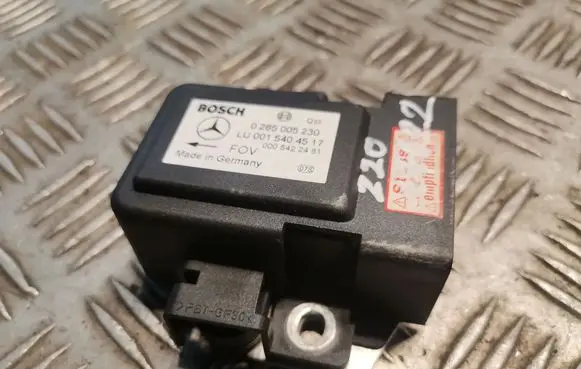 Mercedes-Benz S W220 Yaw turn rate sensor 0015404517
