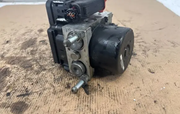 Subaru Legacy ABS Pump 27536AJ002 06210216394 001321021639348