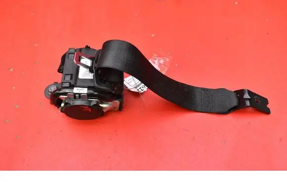 Tesla Model Y Front seatbelt 1616501E1C