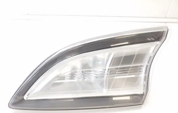 Mazda 3 II Tailgate rear/tail lights STANLEYP8241 BBN7513F0
