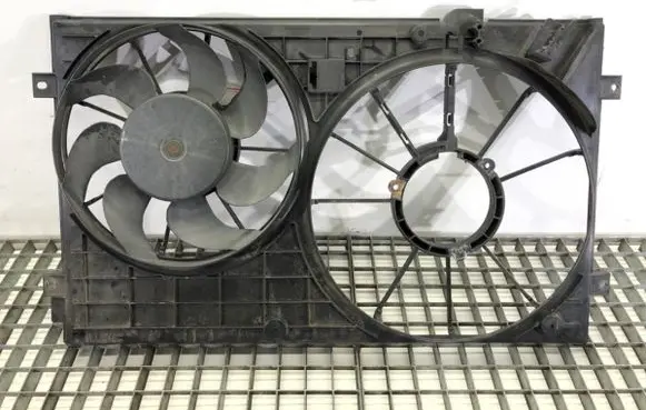 Volkswagen Golf V Fan set 