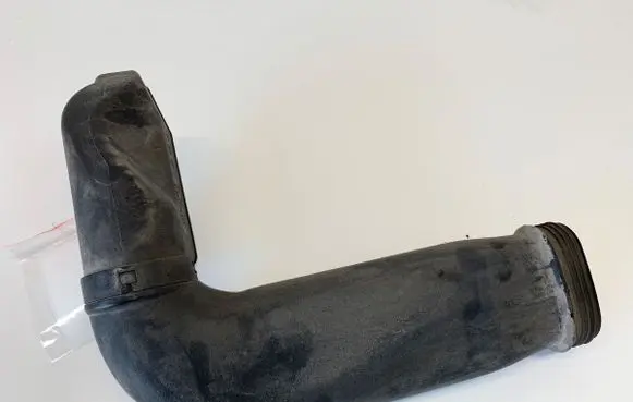KIA Ceed Air intake hose/pipe 28210A5820