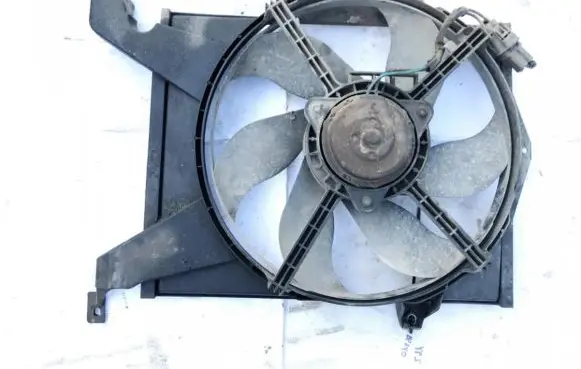 Mitsubishi Space Star Radiator cooling fan shroud