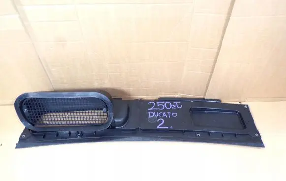 Citroen Jumper Cabin air duct channel 1306521070