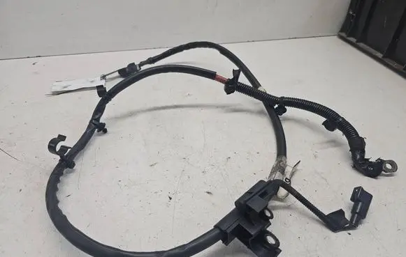 Positive cable (battery)