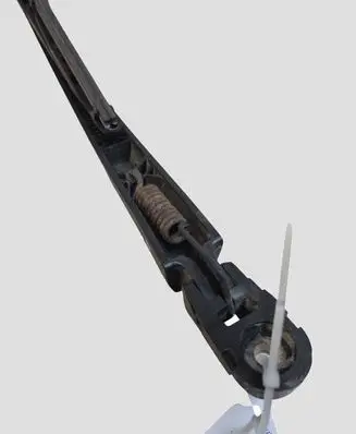 Mitsubishi Grandis Rear wiper blade arm