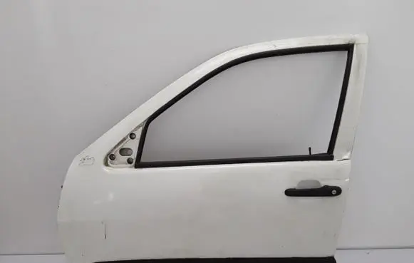 Door (2 Door Coupe)